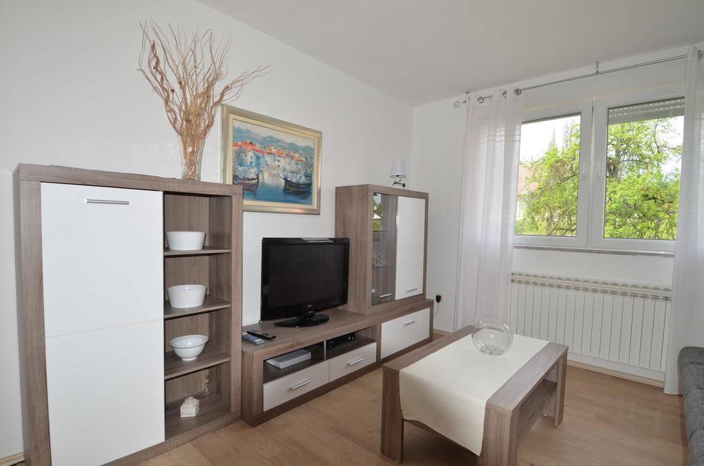 Apartment Loza Slunj Exterior foto